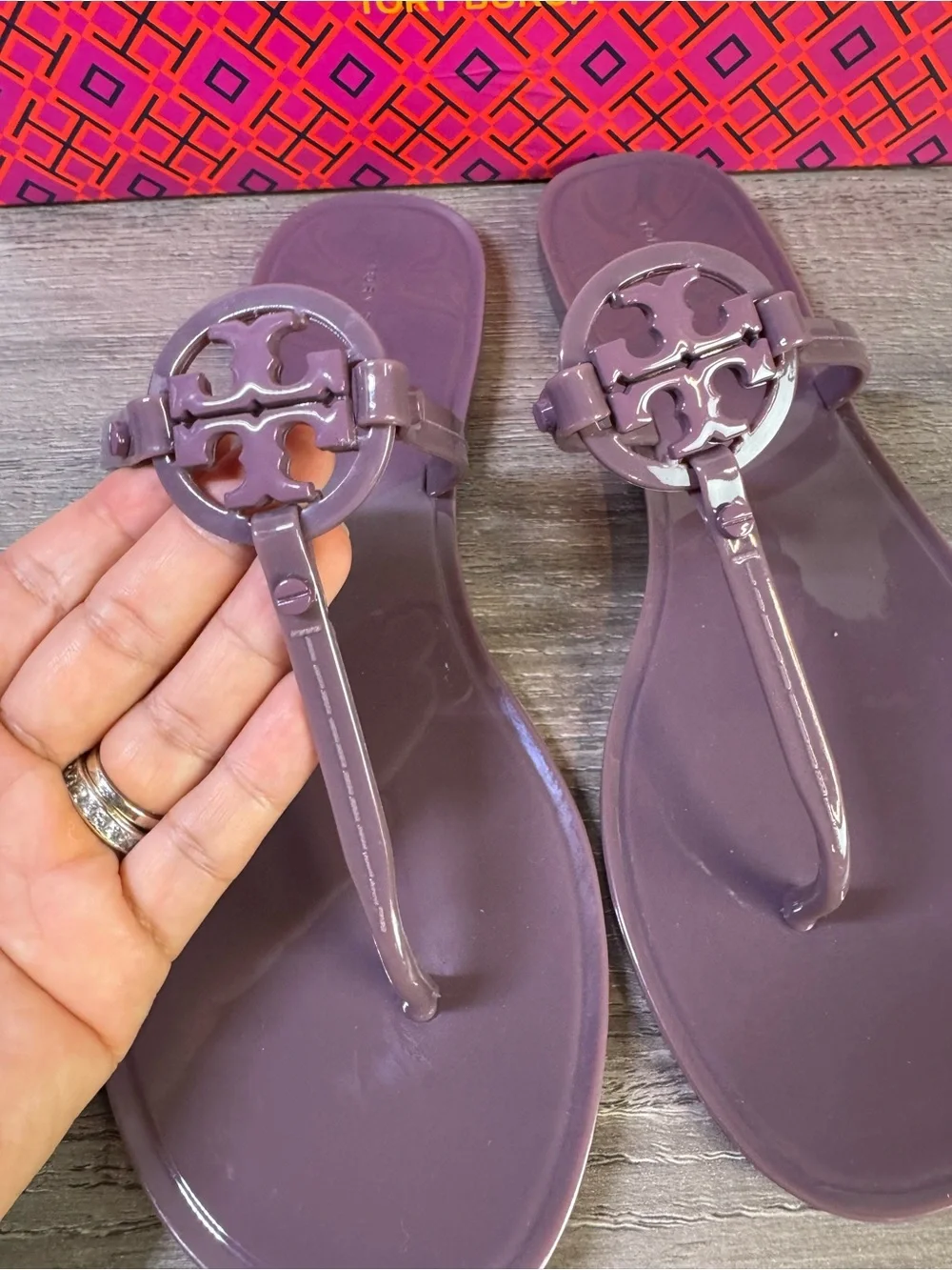 Tory Burch Mini Miller Jelly Thong Sandals size 8 $125